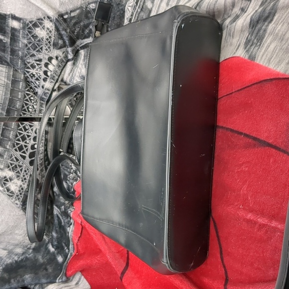 Giada leather bag - Picture 9 of 16